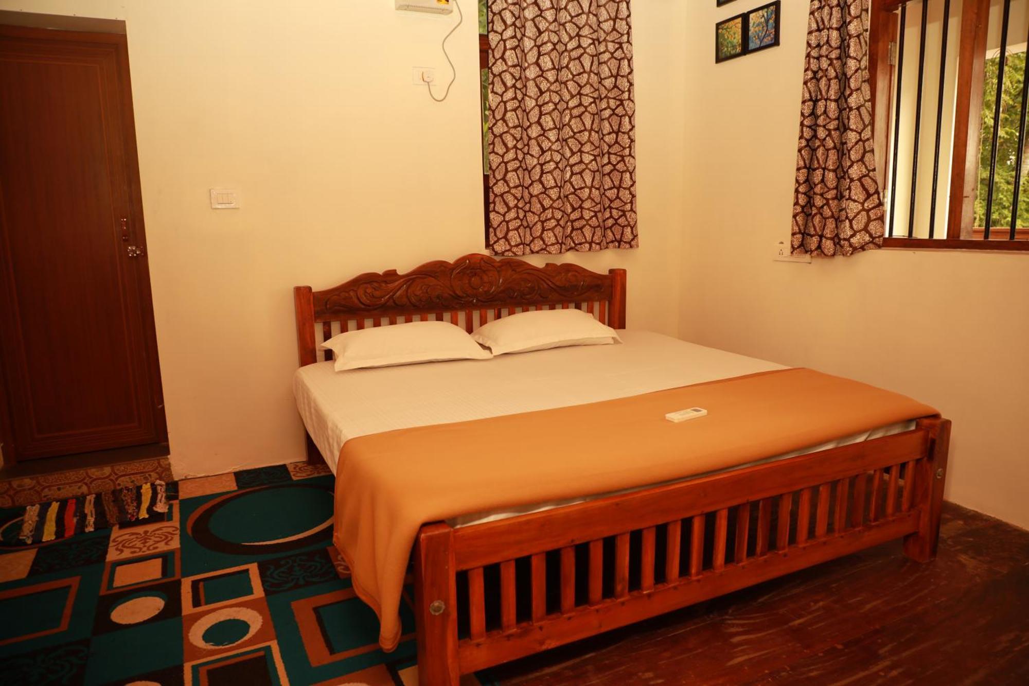 Kovalam Lake View Villa Vellayani Ngoại thất bức ảnh
