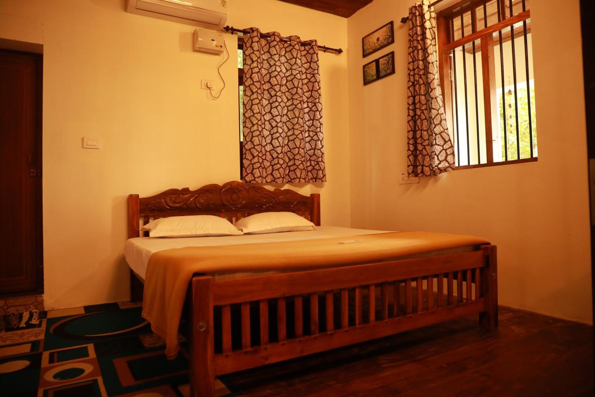 Kovalam Lake View Villa Vellayani Ngoại thất bức ảnh