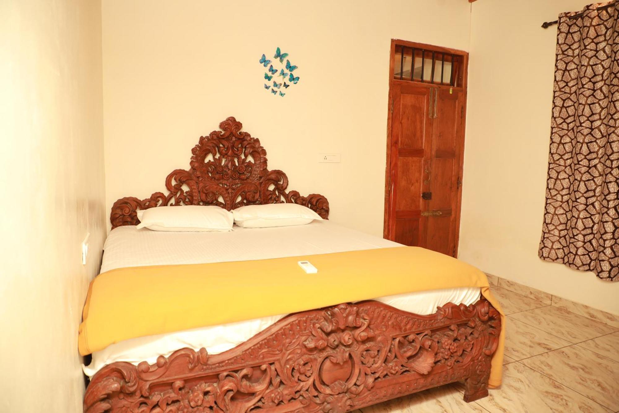 Kovalam Lake View Villa Vellayani Ngoại thất bức ảnh