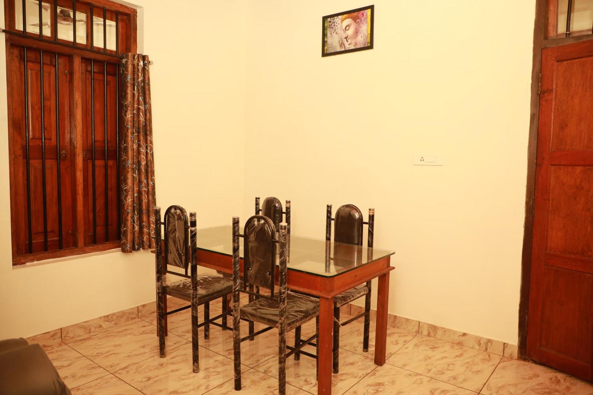 Kovalam Lake View Villa Vellayani Ngoại thất bức ảnh