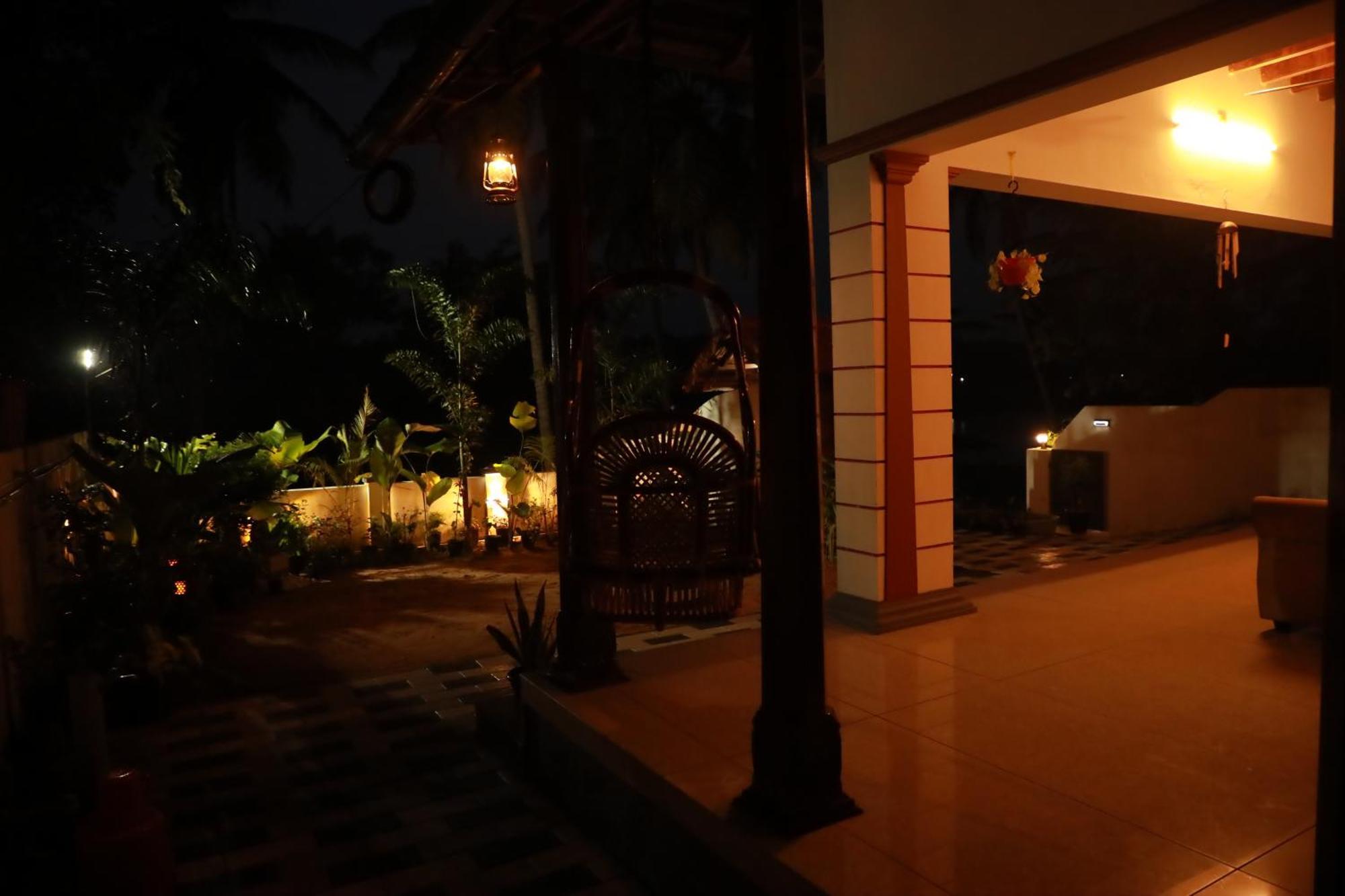 Kovalam Lake View Villa Vellayani Ngoại thất bức ảnh