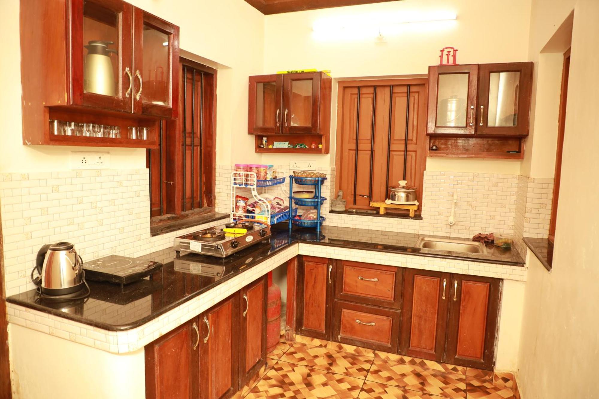 Kovalam Lake View Villa Vellayani Ngoại thất bức ảnh