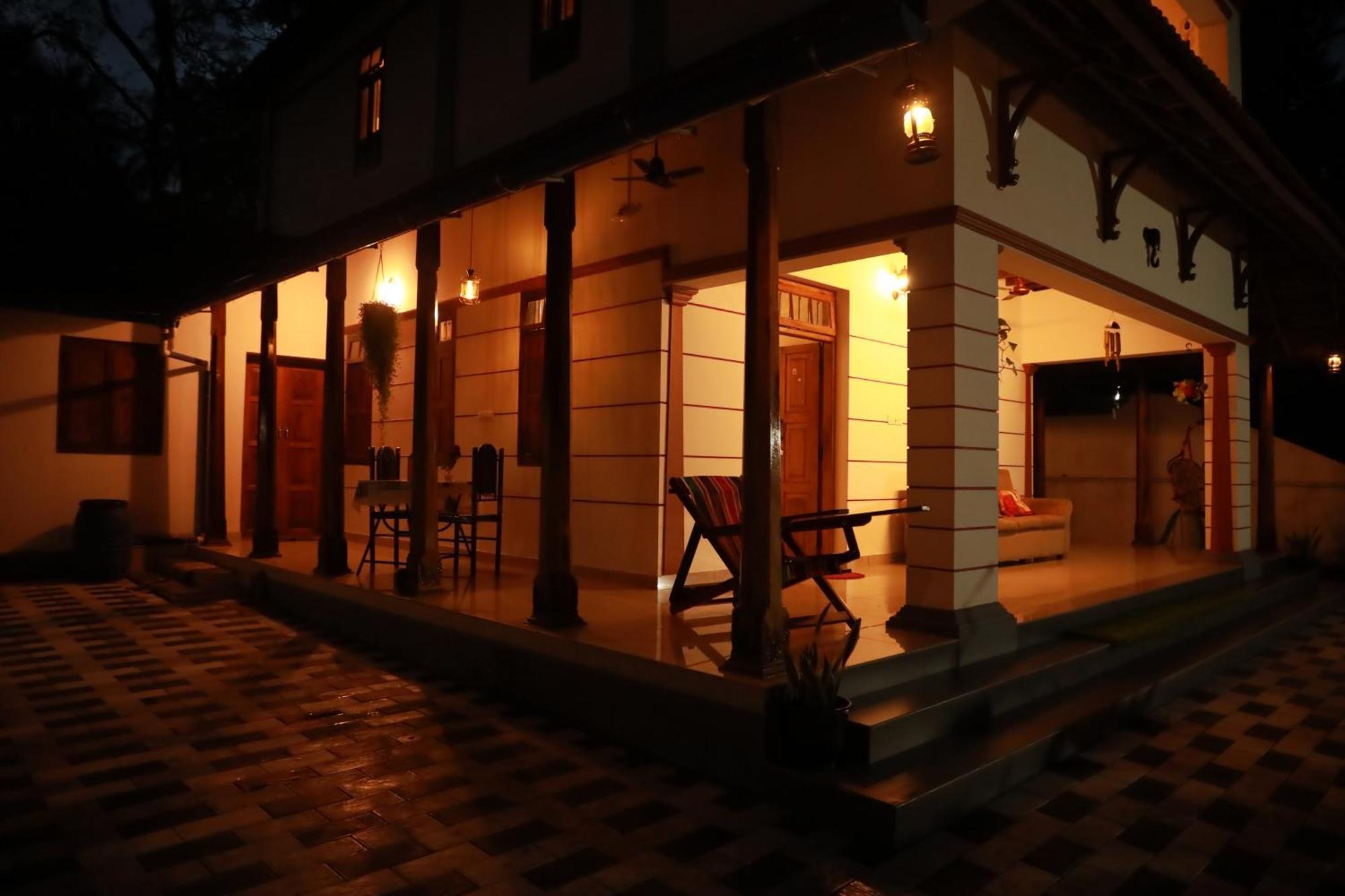 Kovalam Lake View Villa Vellayani Ngoại thất bức ảnh